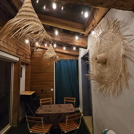 Maison De Dans Le Coeur Historique De Avec Clim Et Terrasse Couverte Prázdninový dům