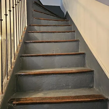 Prázdninový dům Maison De Dans Le Coeur Historique De Avec Clim Et Terrasse Couverte *